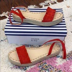 BRAND NEW Crown & Ivy Vadelena Platform Espadrille